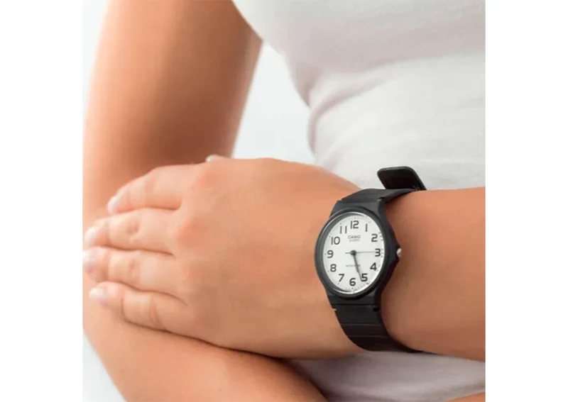 CASIO  MQ-24-7B2LEG 4